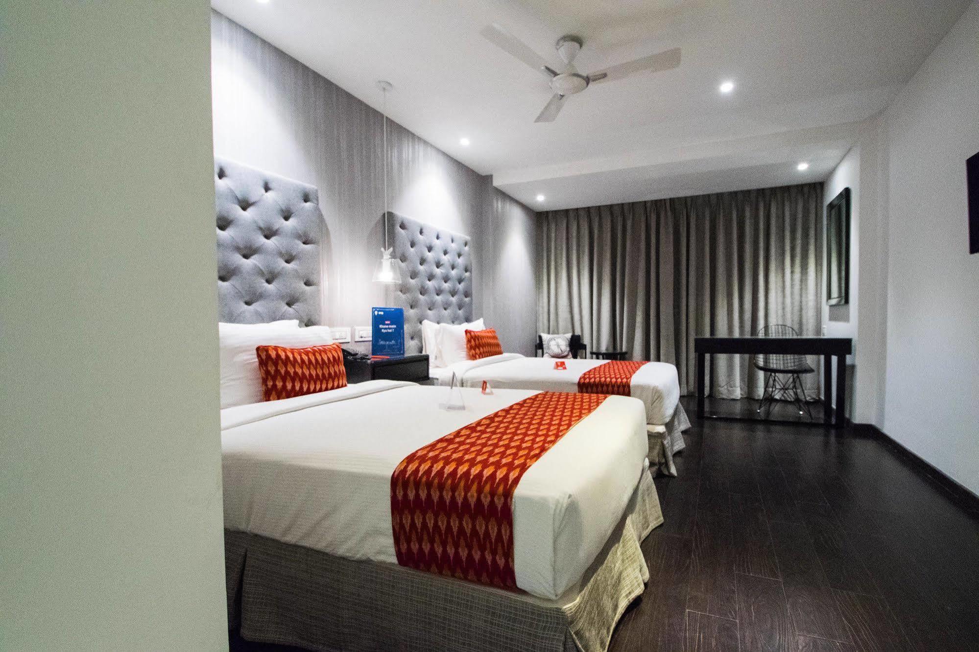 Hotel Deccan Serai, Hitec City, Гайдарабад Екстер'єр фото